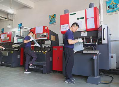 這東莞加工制造企業(yè)全網(wǎng)絡(luò)營銷培訓(xùn)后,建營銷性網(wǎng)站做推廣,業(yè)績漲2倍