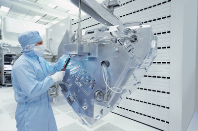 光耀未來 蔡司攜創(chuàng)新材料科學(xué)亮相第二屆進(jìn)博會